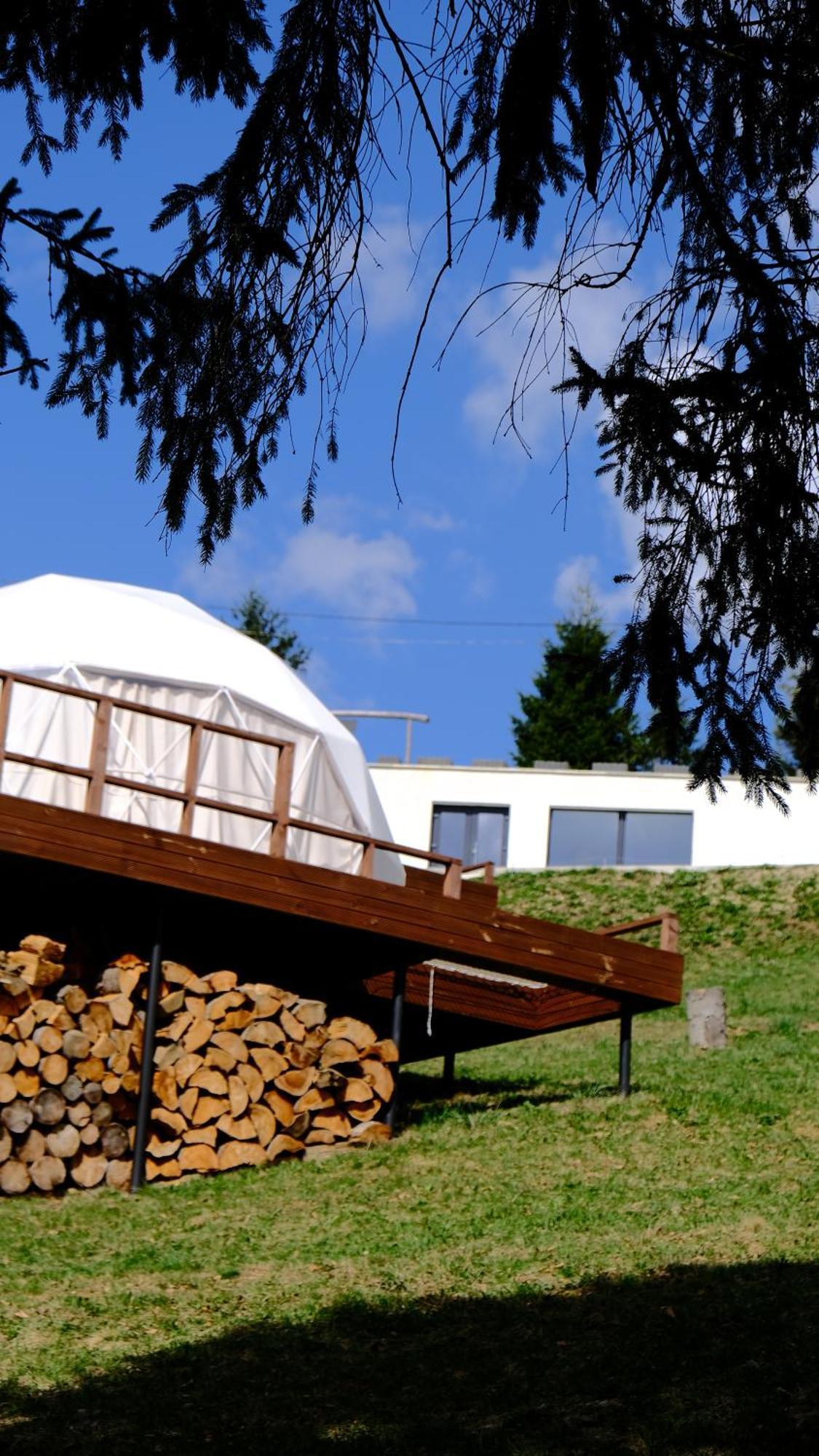 Глемпінг Де Вайб Hotel Vorokhta Eksteriør billede